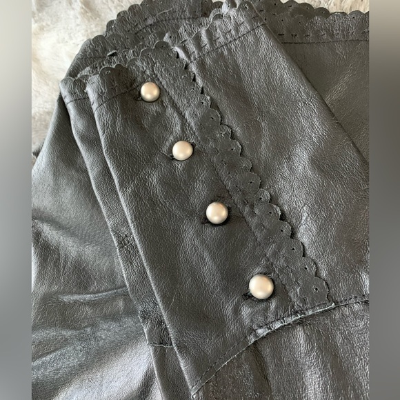 CAMI Leather Jacket - Picture 3 of 7